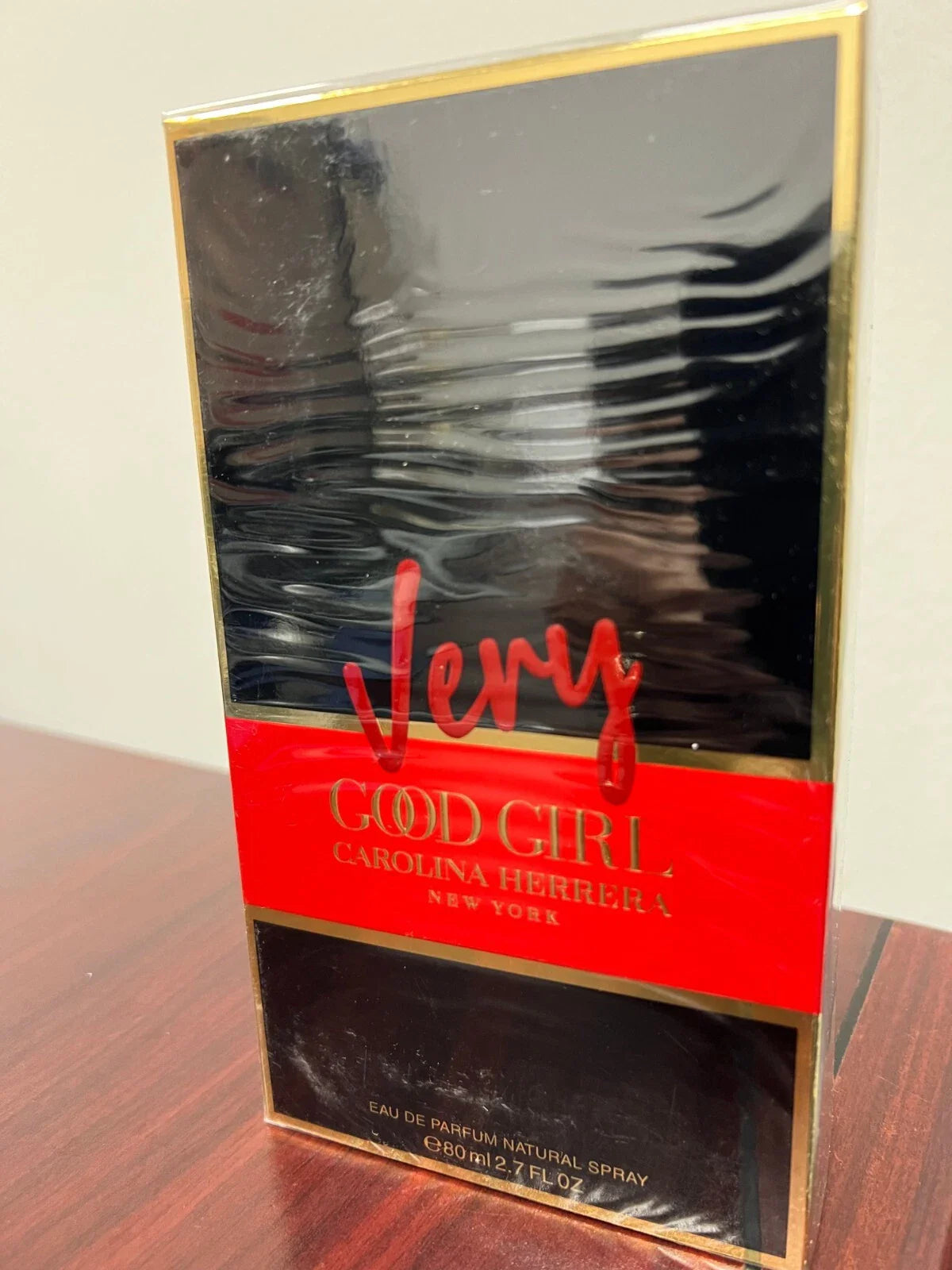 VERY GOOD GIRL by CAROLINA HERRERA 2.7 FL oz / 80 ML Eau De Parfum
